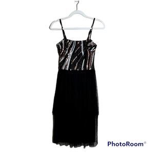 Dress the Population Kady Block Print Sequin Tiered Dress NWT Size Small